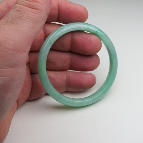 Natural Jade Bangle 2.5 inches=51mm - Picture 6 of 6